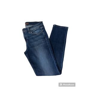 Joe's Jeans 1971 Vintage Reserve Straight Ankle. ‎ Size 28.